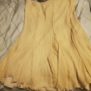 Gorgeous yellow skirt